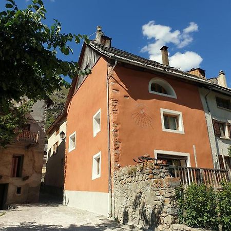 La Maison Basse Saint-Dalmas-le-Selvage 外观 照片
